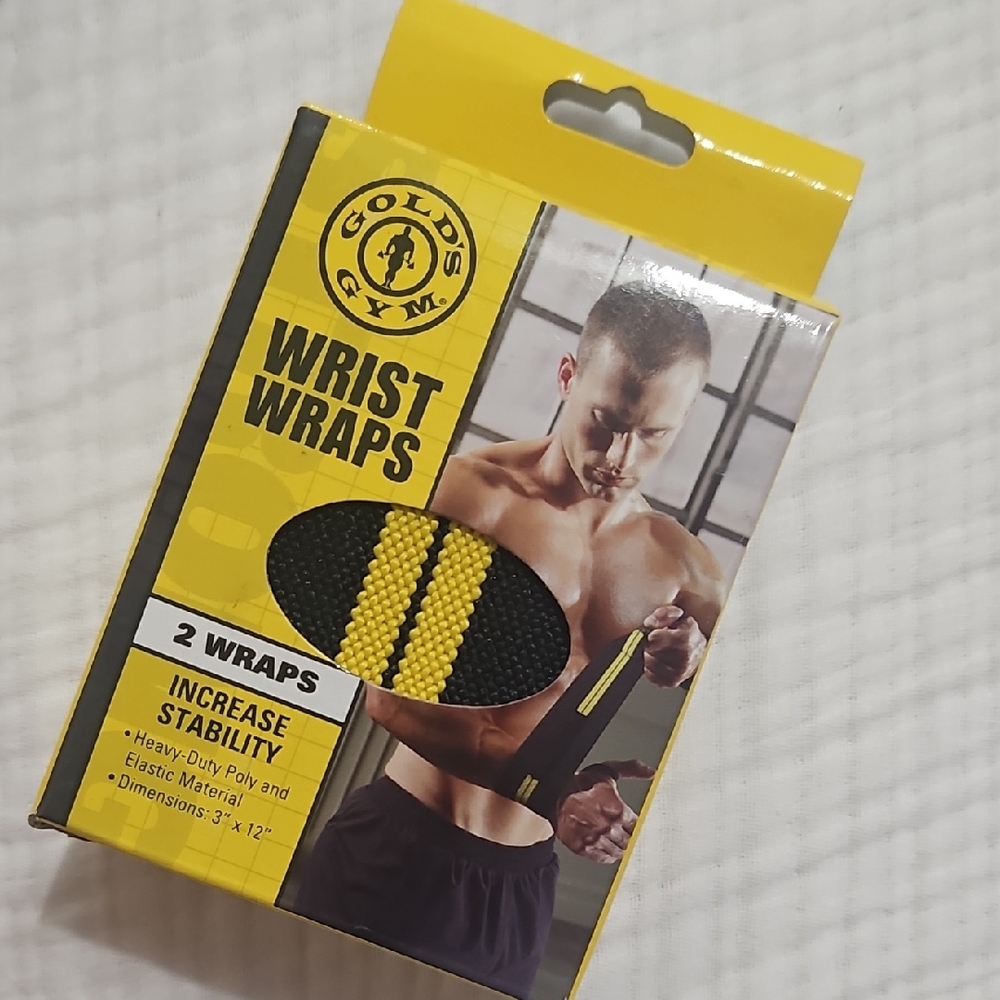 Gold's Gym Yellow and Black Wrist Wraps